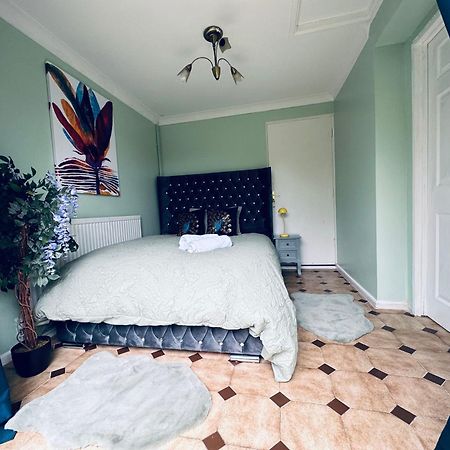 Home Away From Home Swindon Ngoại thất bức ảnh