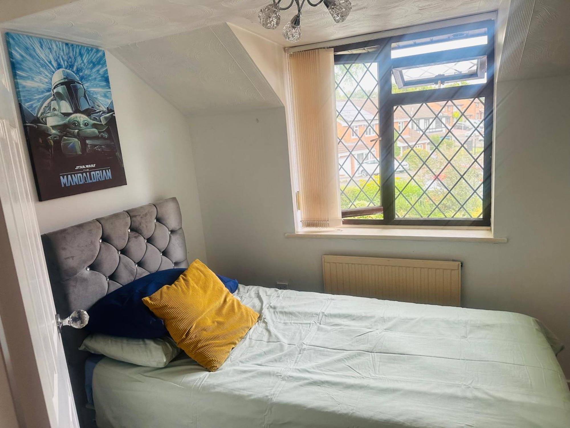 Home Away From Home Swindon Ngoại thất bức ảnh